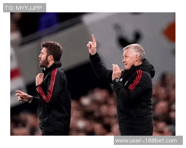 早报：曼城引进塞梅尼奥曼联接洽索帅等教练非洲杯四强名单揭晓